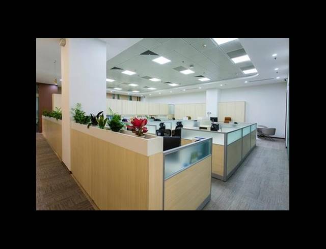 271M² OFFICE TO LET IN CLAREMONT